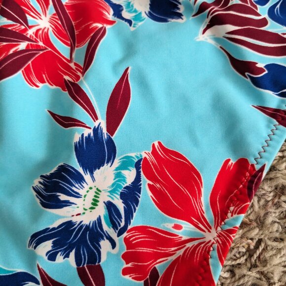 Cupshe NWT Floral Bikini Bottoms Sz M - Picture 3 of 6
